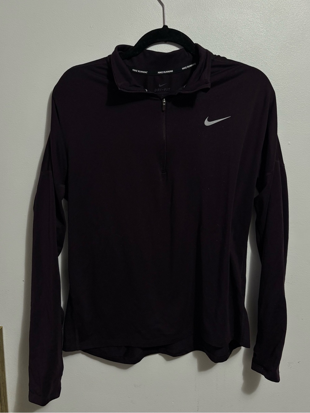 Nike Dri-FIT 1/4 Zip Long Sleeve Top - Plum